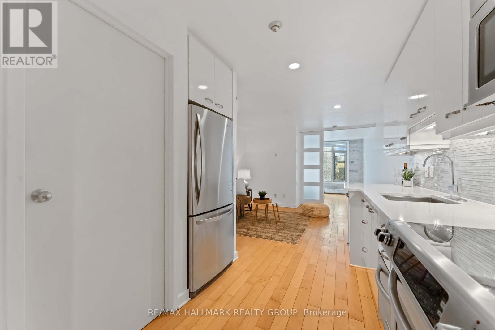 15 - 202 ST. PATRICK STREET