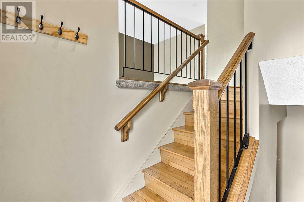 5 Pekisko Road SW