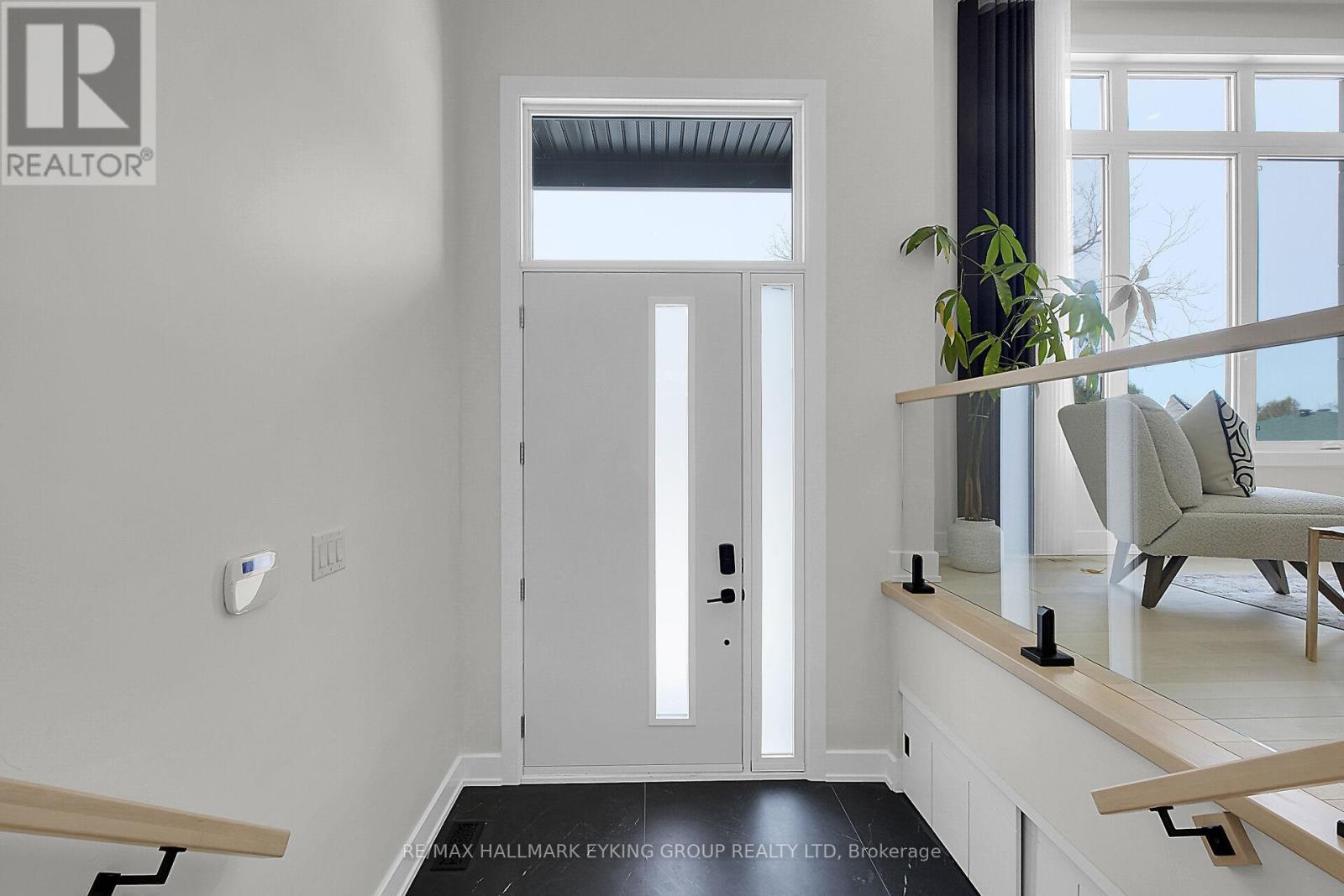 623 ROWANWOOD AVENUE