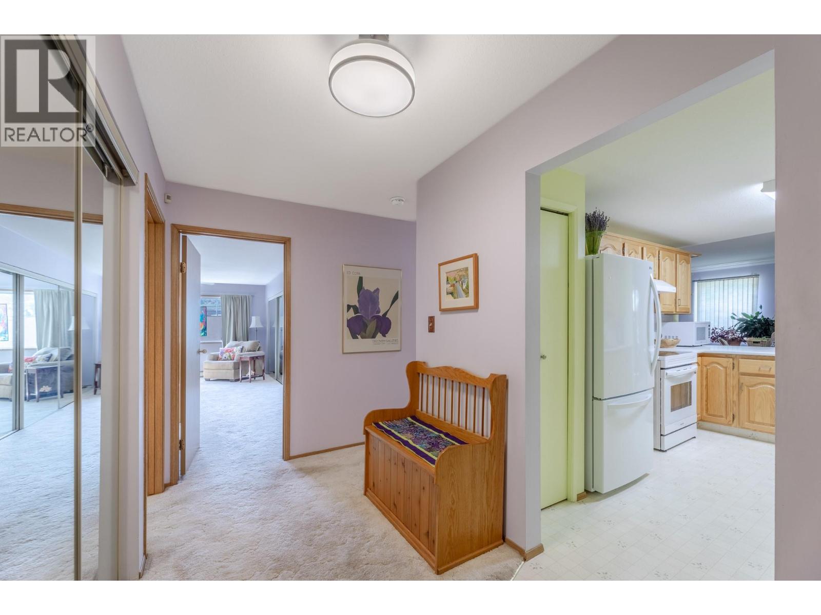 272 GREEN Avenue W Unit# 210