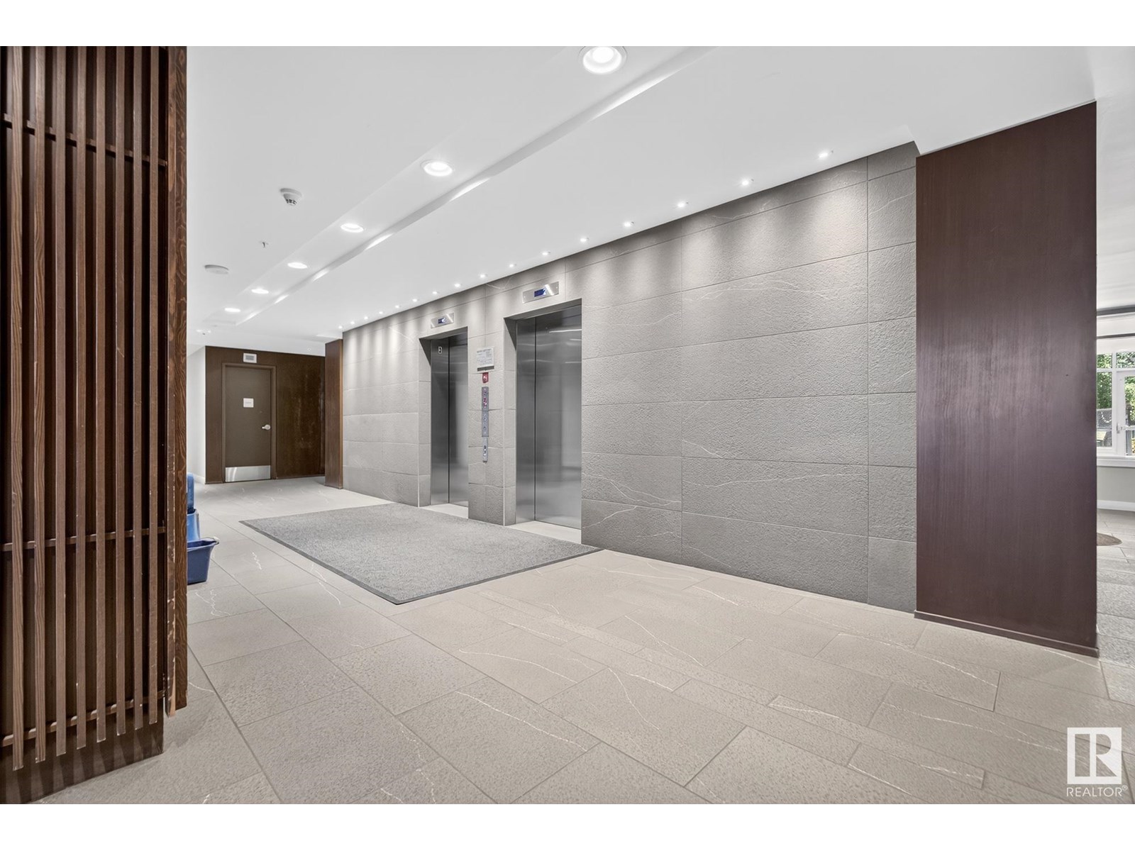 #108, 2612 109 ST NW
