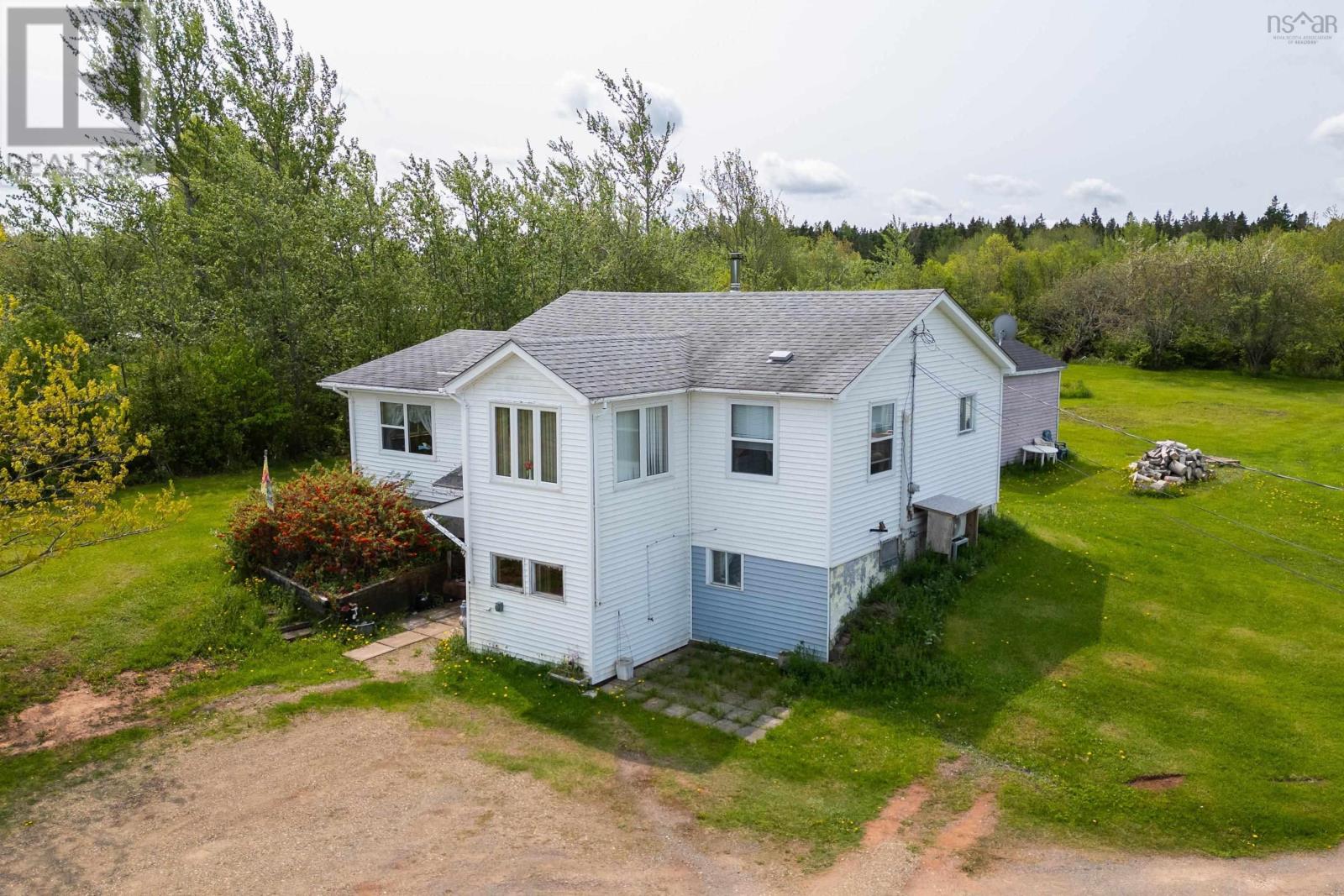 4742 Highway 366