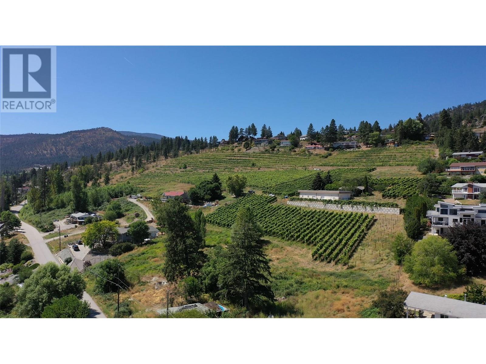 6212 Gummow Road & 6266 Lipsett Avenue