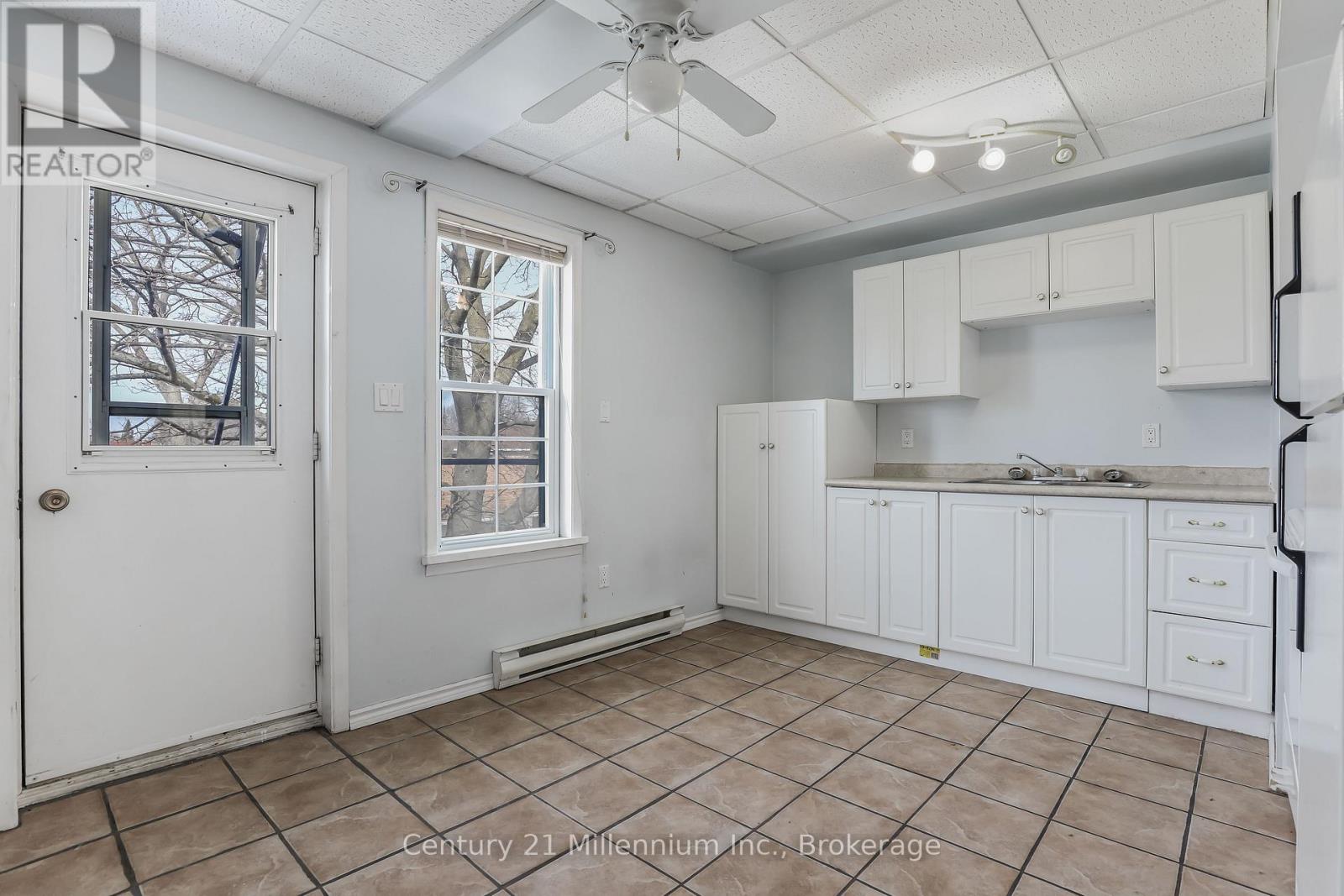 228 PALMERSTON STREET