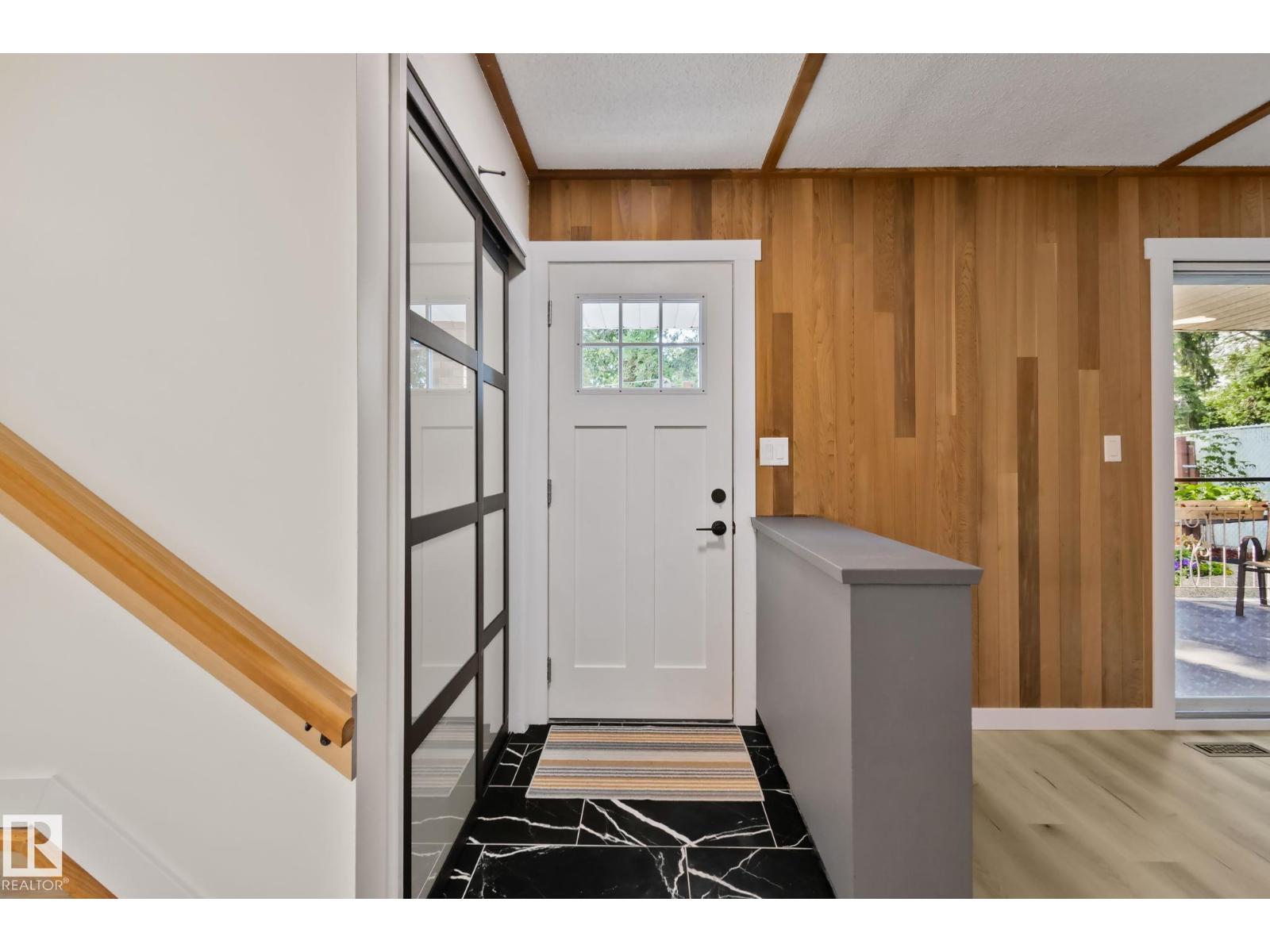 10619 35 AV NW