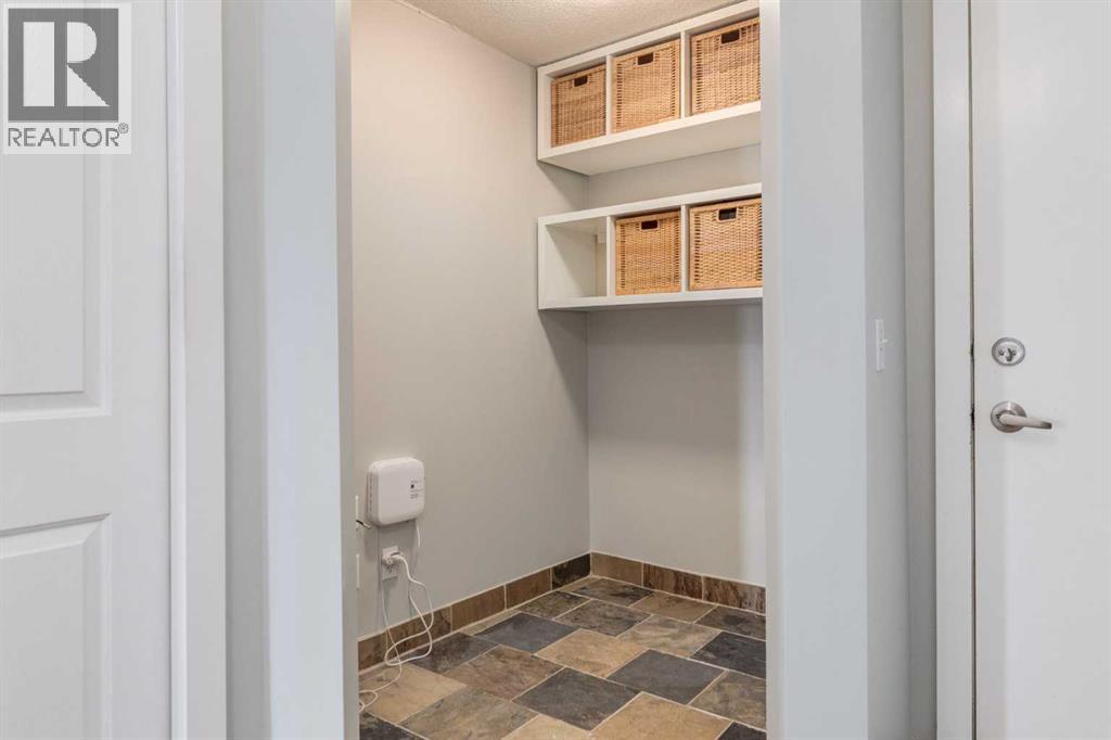 2301, 2518 Fish Creek Boulevard SW