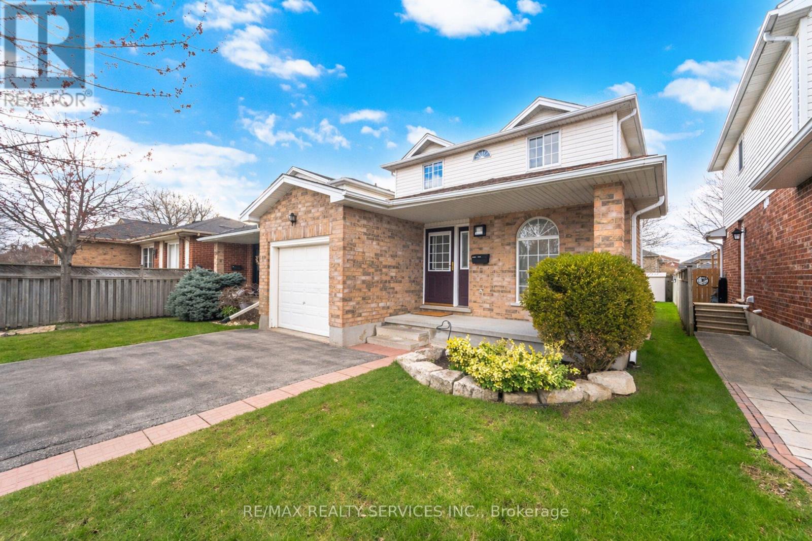 234 COUNTRY CLUB DRIVE