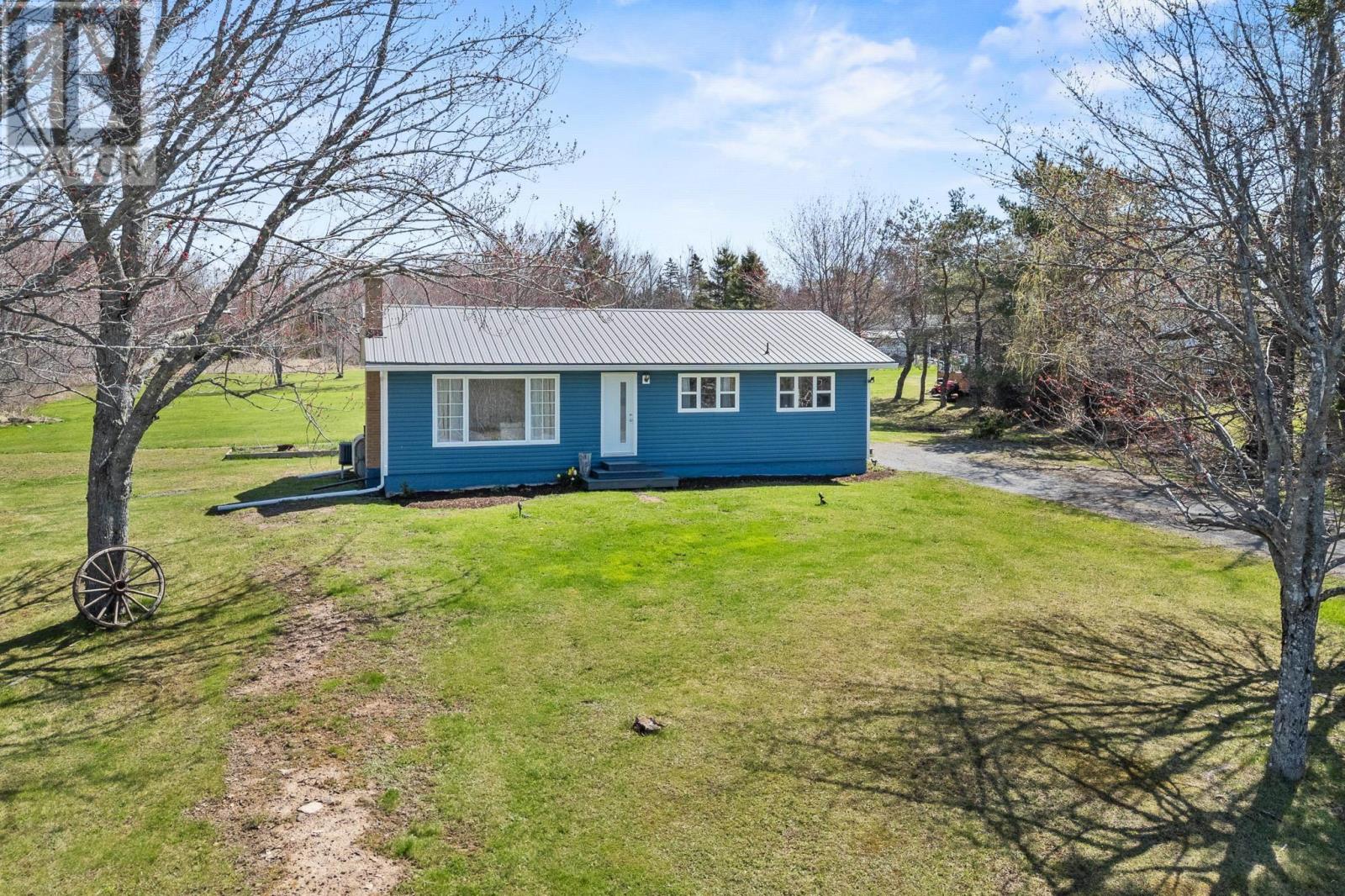 Photo 1 of 40 — 544 Lake Road, Noel, NS B0N1T0