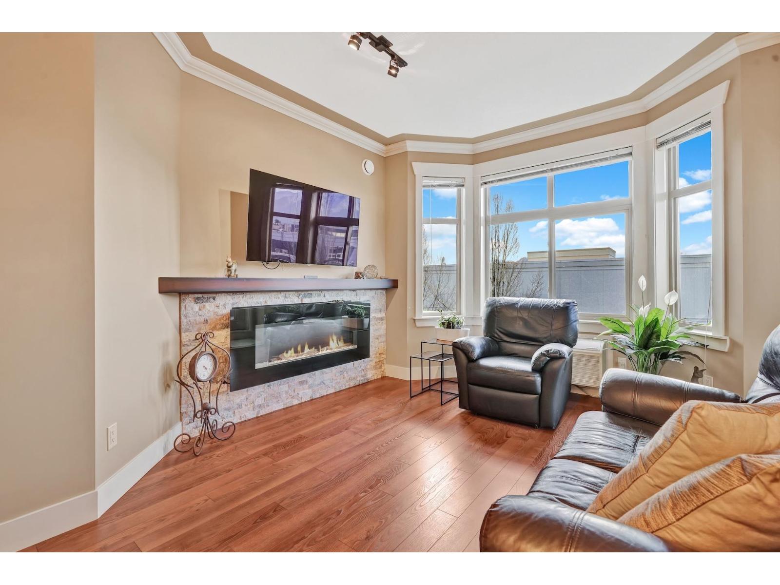 205 9060 BIRCH STREET|Chilliwack Downtown