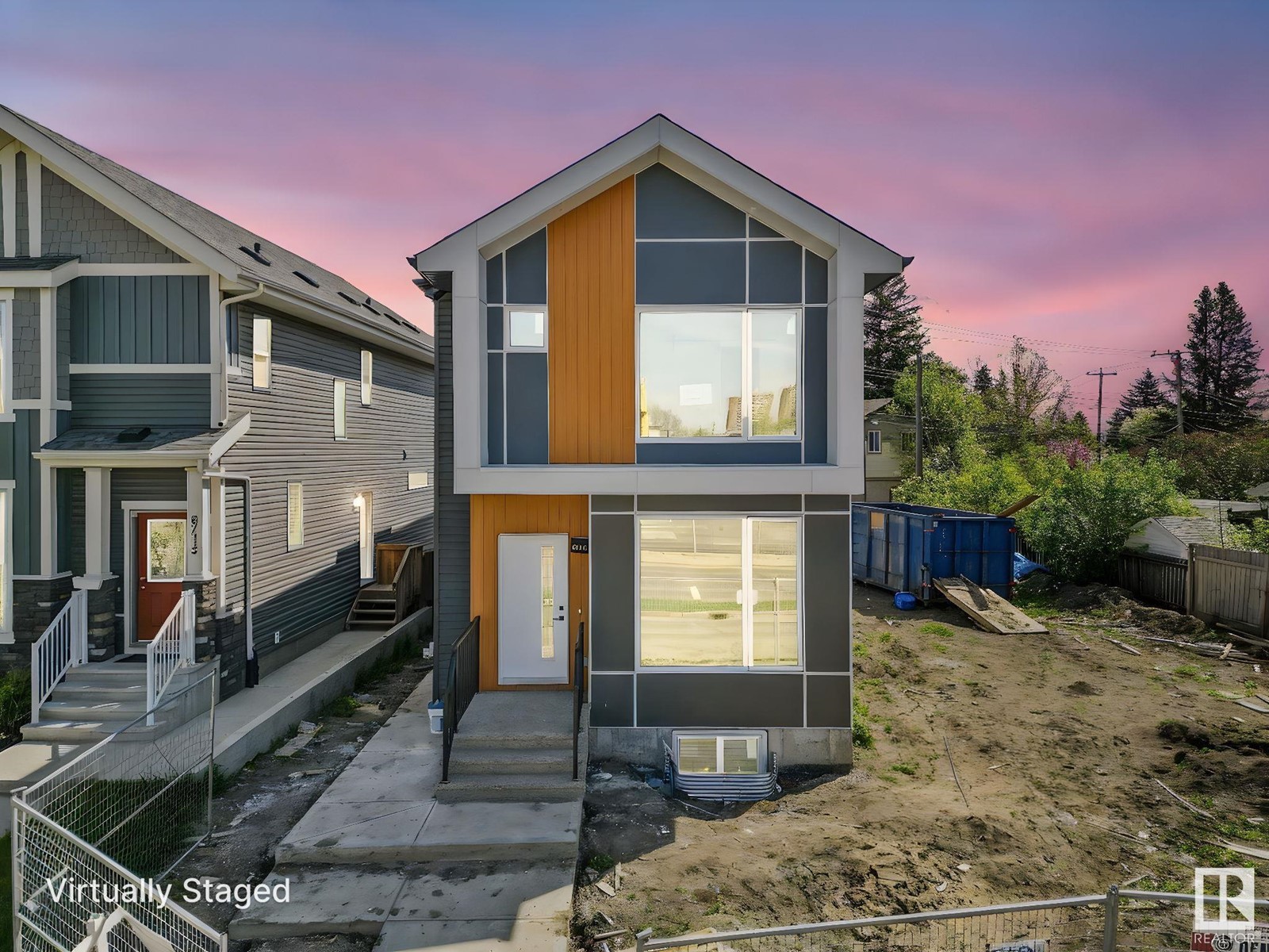 8713 149 ST NW