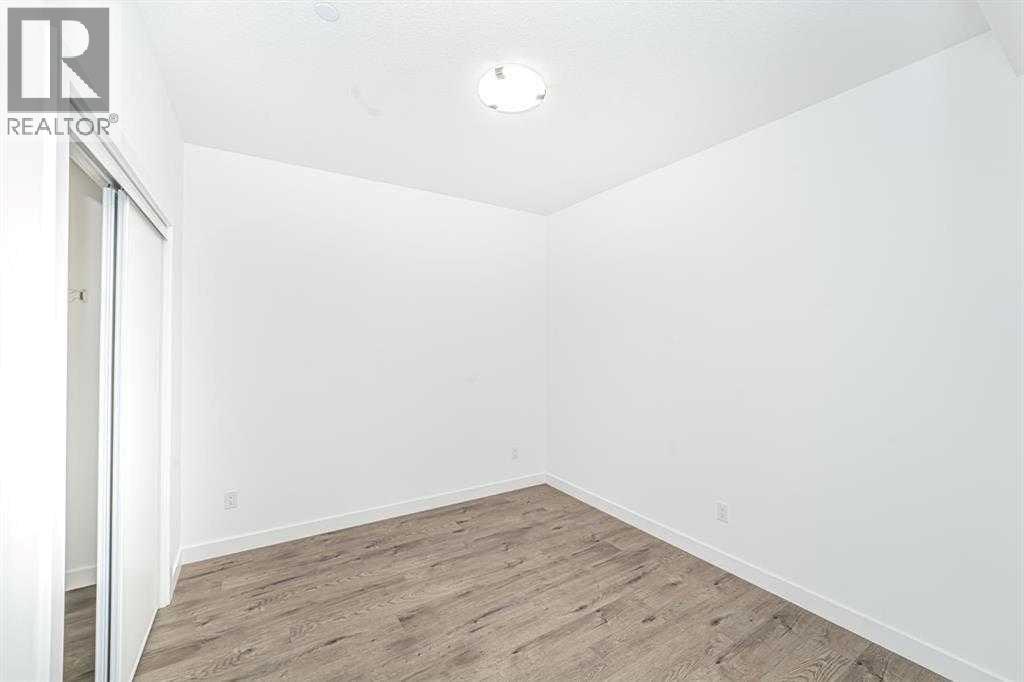 1305, 60 Skyview Ranch Road NE