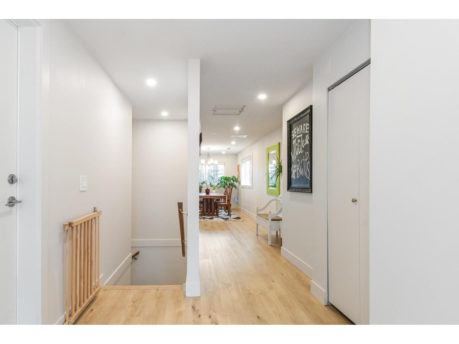 5 1928 WOODSIDE BOULEVARD|Mt Woodside