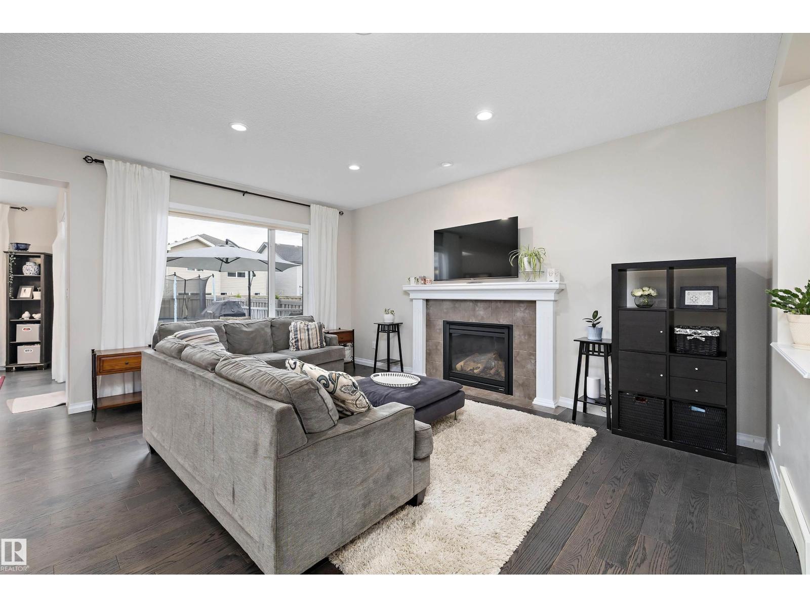 4015 ALEXANDER WY SW