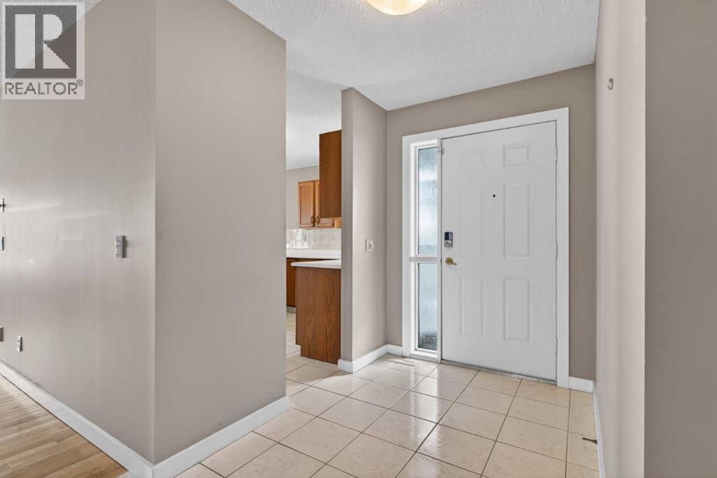 96 Norquay Heights NW