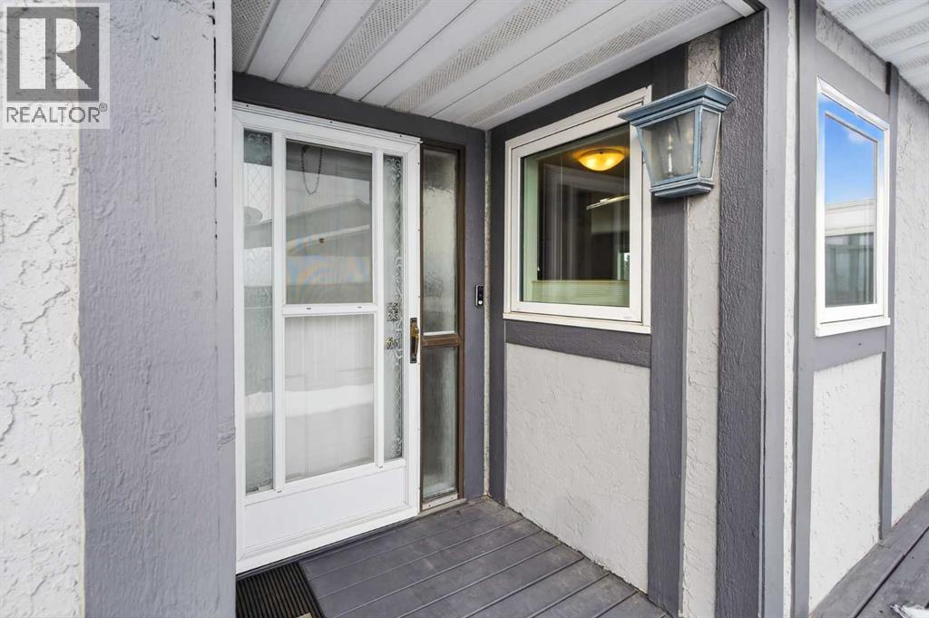 96 Norquay Heights NW