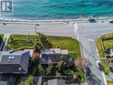 406 Beach Dr Oak Bay BC V8S2M4