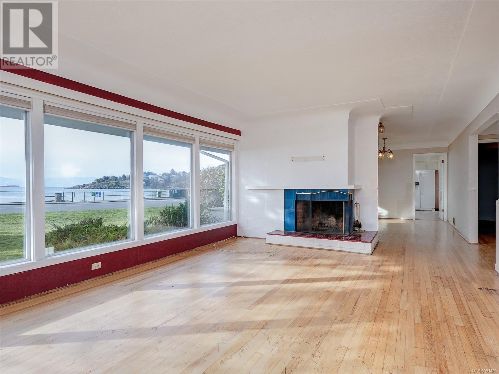 406 Beach Dr