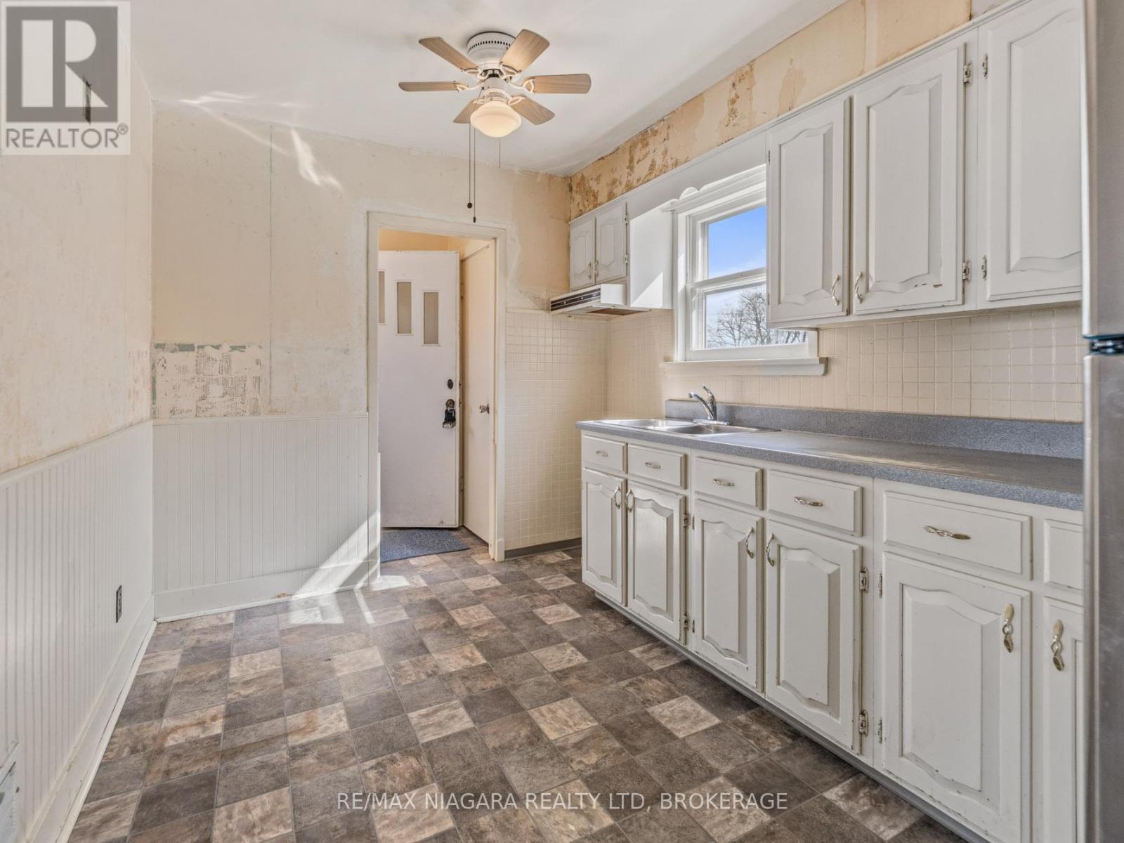 5005 KINGSTON AVENUE