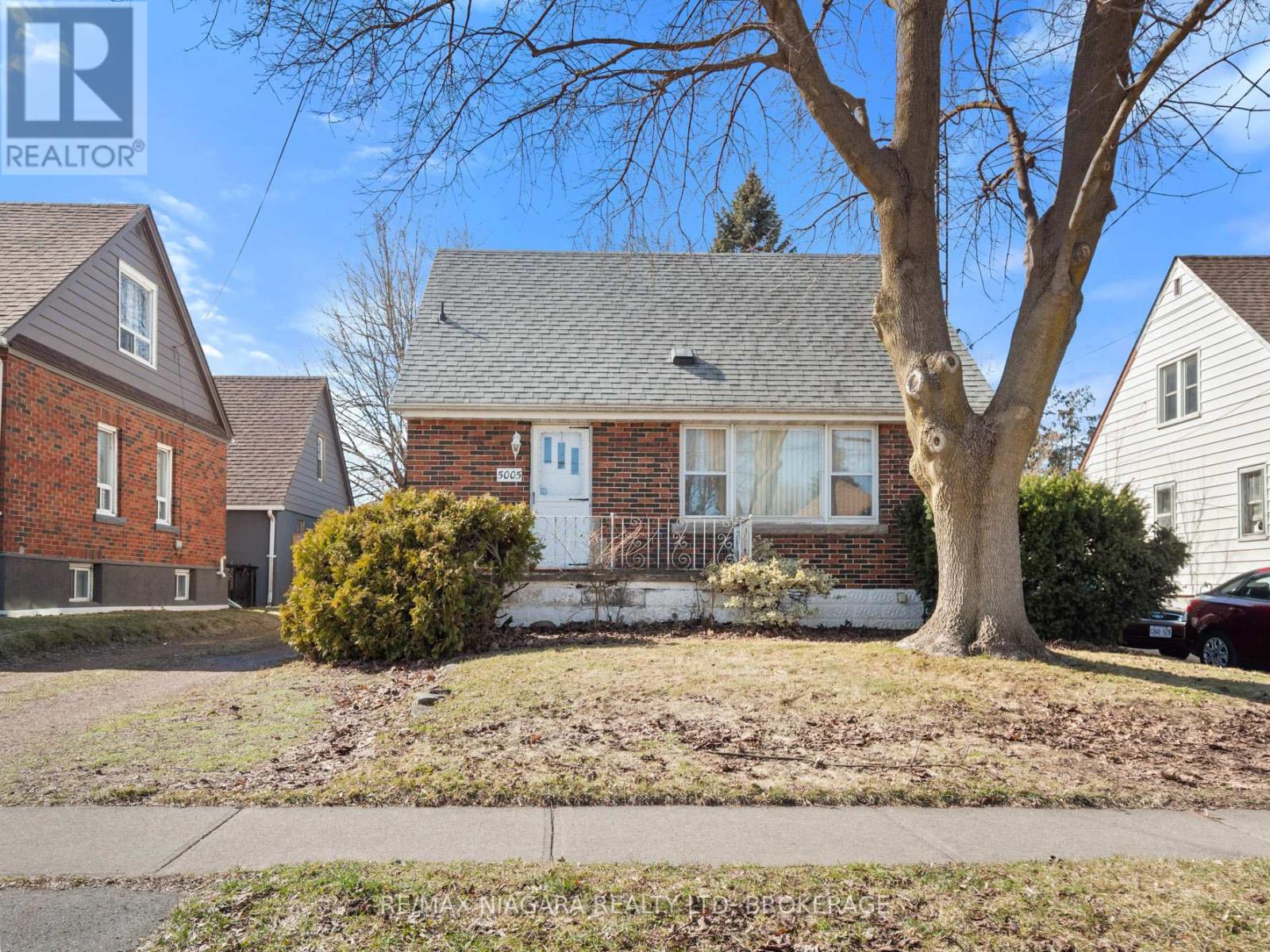 5005 KINGSTON AVENUE