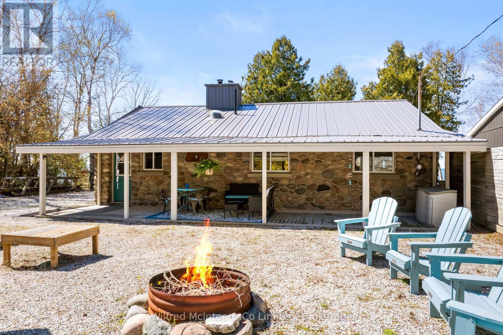 765 BRUCE ROAD 13 ROAD