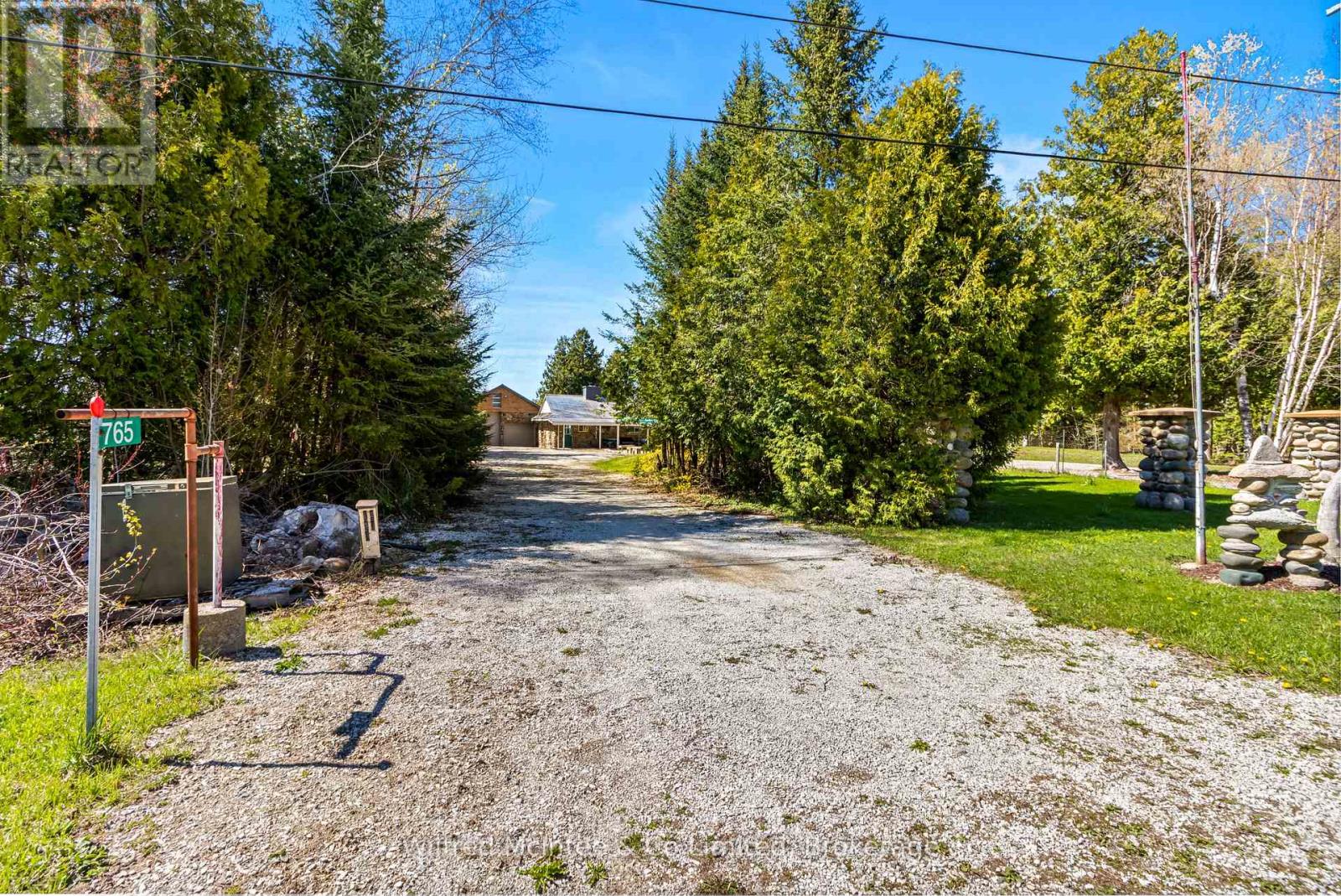 765 BRUCE ROAD 13 ROAD