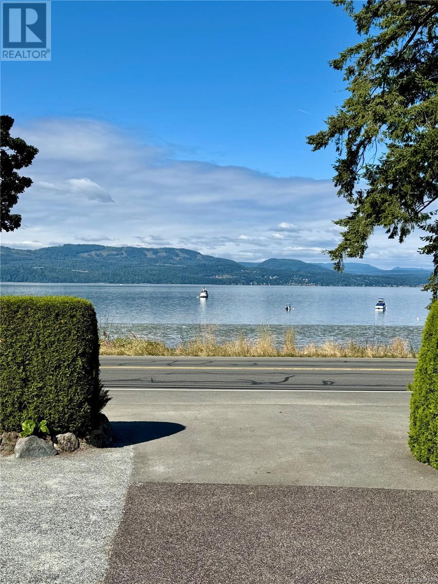 10189 West Saanich Rd