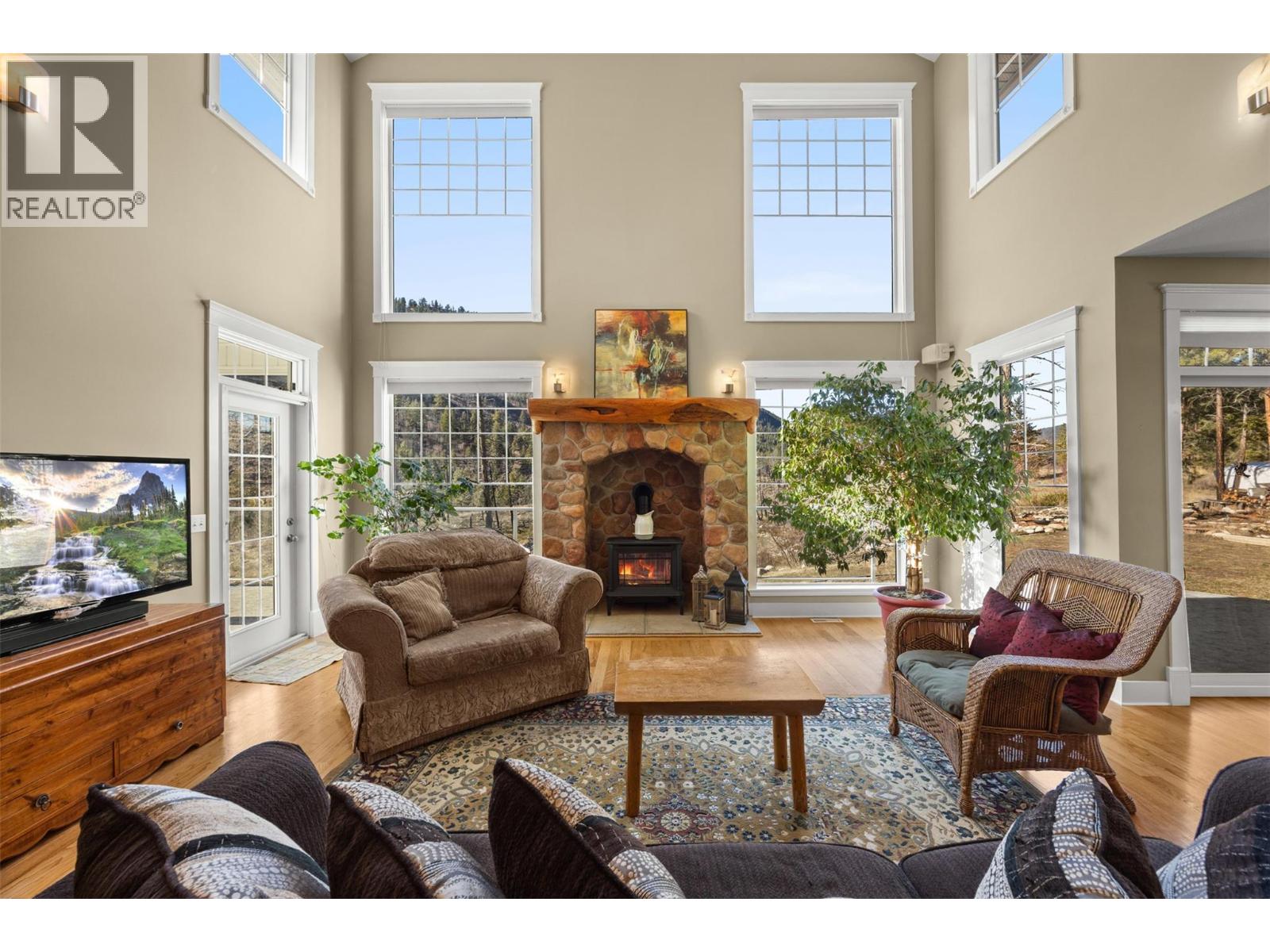 4952 Star Place