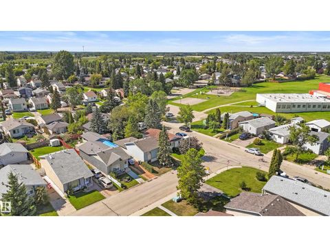 3 GOLD EYE DR Devon AB T9G1W1