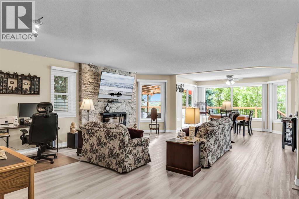 10 Downey Green