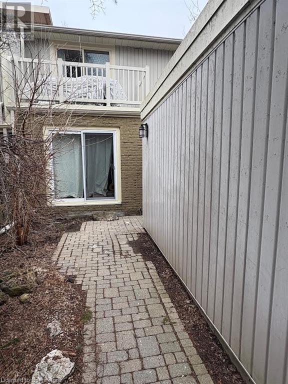 27 WILSONVIEW Avenue Unit# 4
