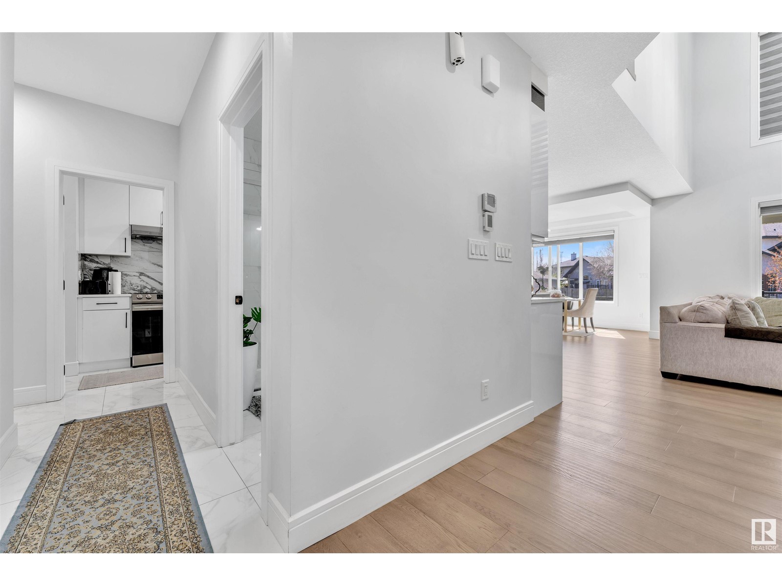 15004 15 ST NW