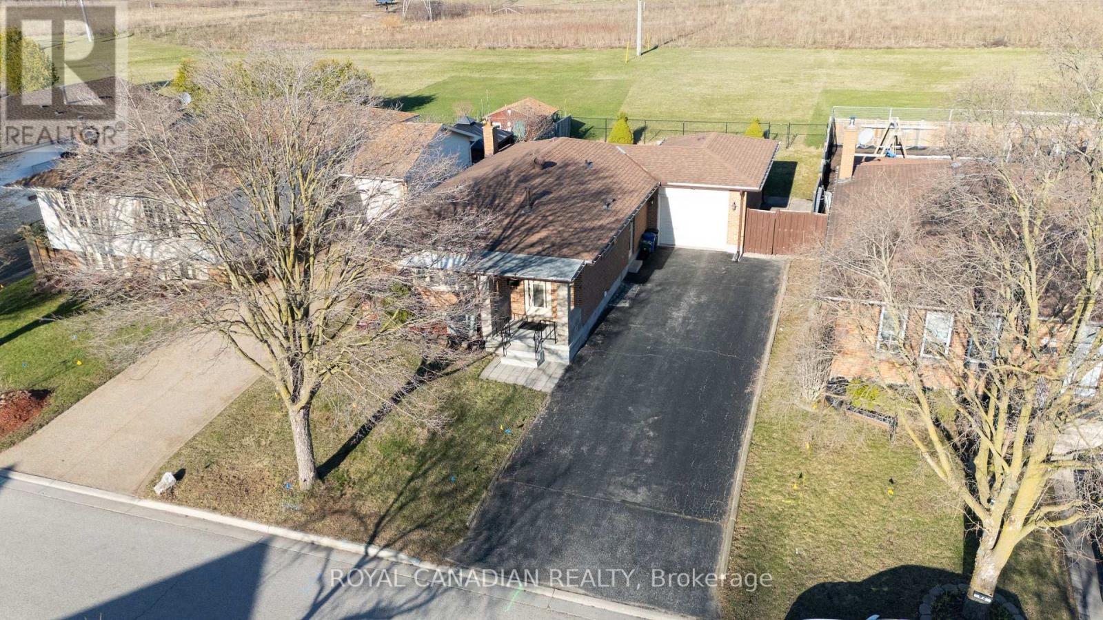 60 LYSANDA AVENUE