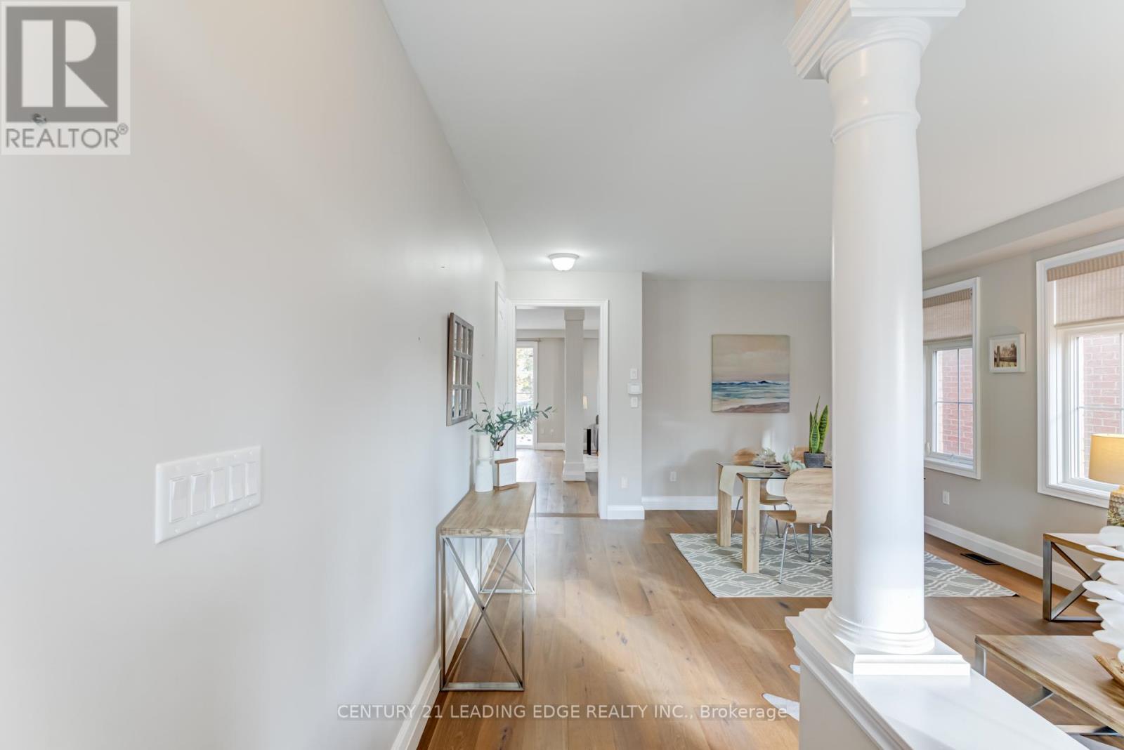 5 WOODBINE PLACE E