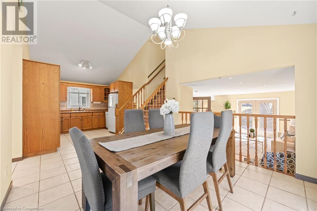 15 ABBEYWOOD Crescent