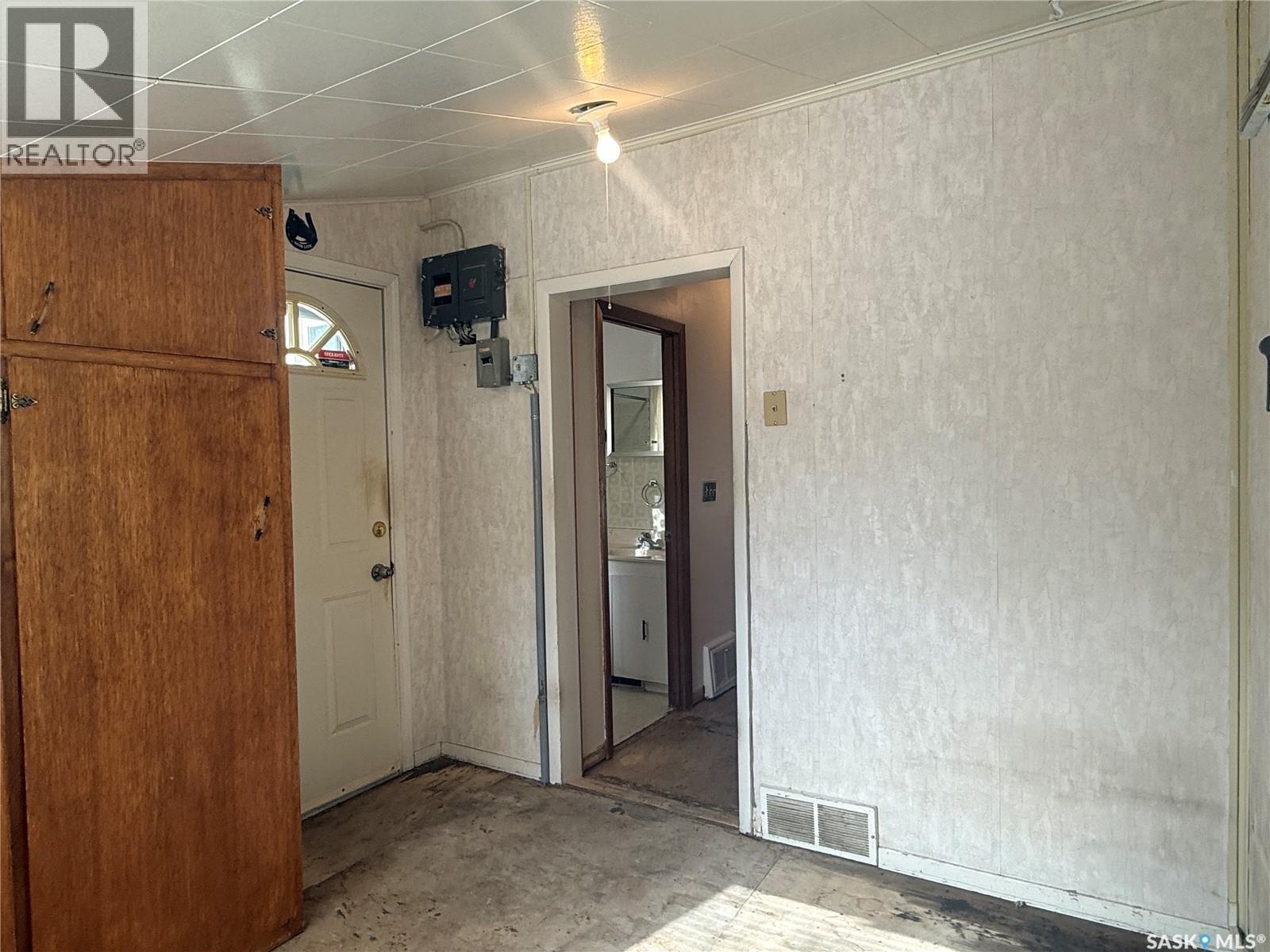 598 Prince Edward STREET