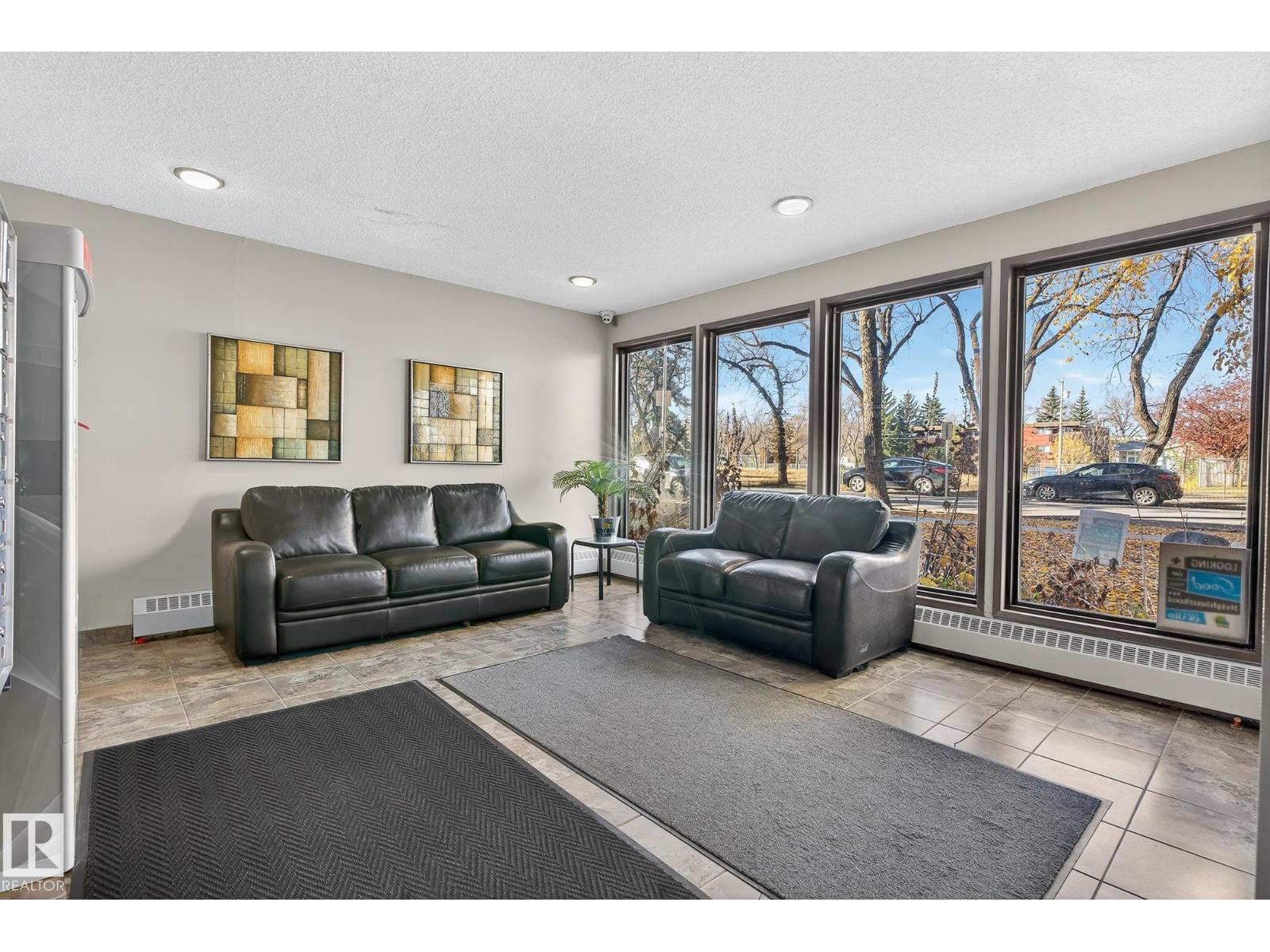 #204 11019 107 ST NW