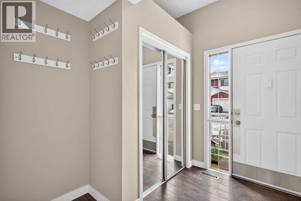 1304, 800 Yankee Valley Boulevard SE