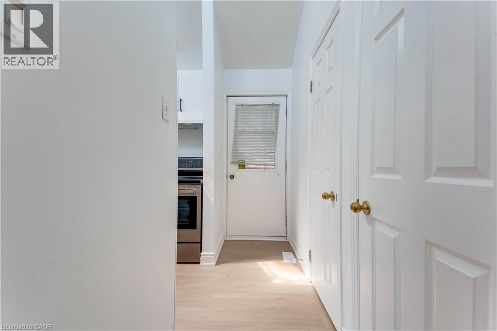 530 FOUNTAIN Street S