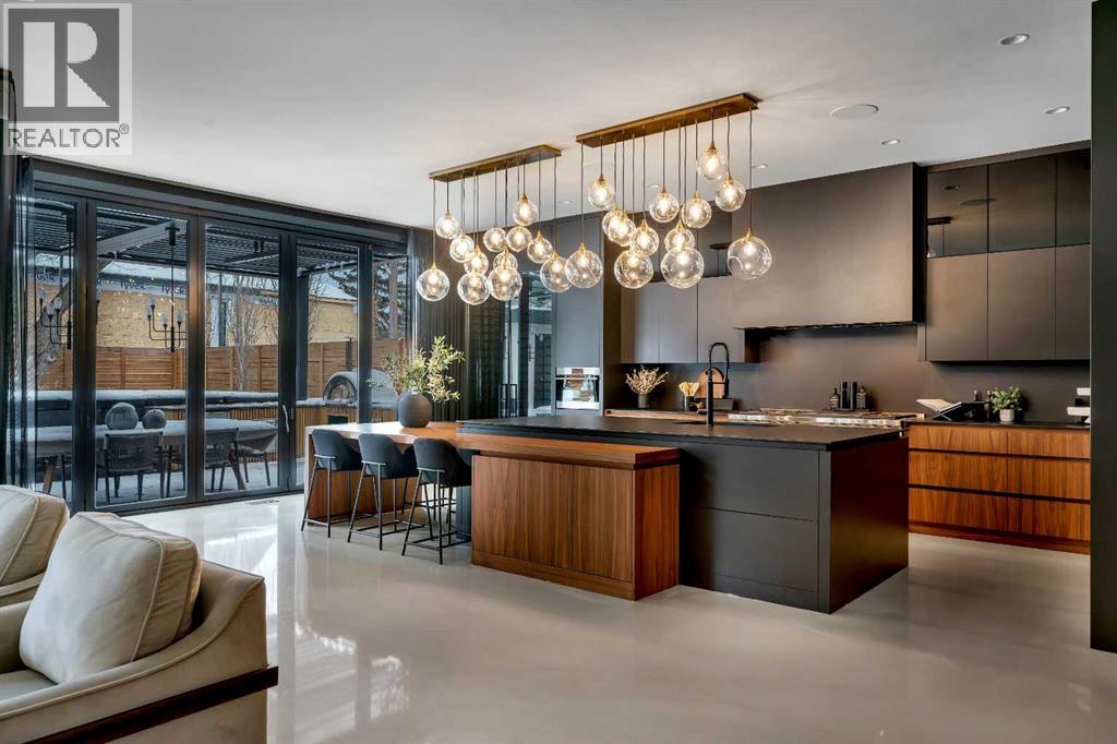 4116 Crestview Road SW