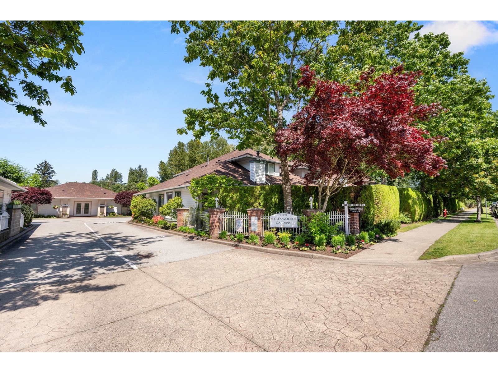8 18939 65 AVENUE