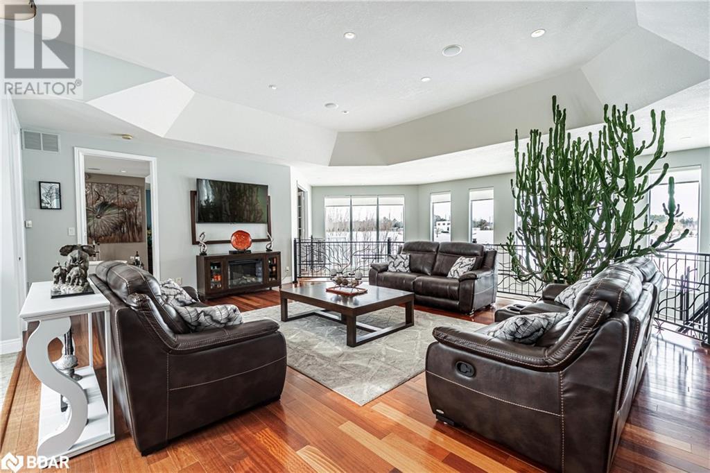 1372 DIVISION ROAD EAST