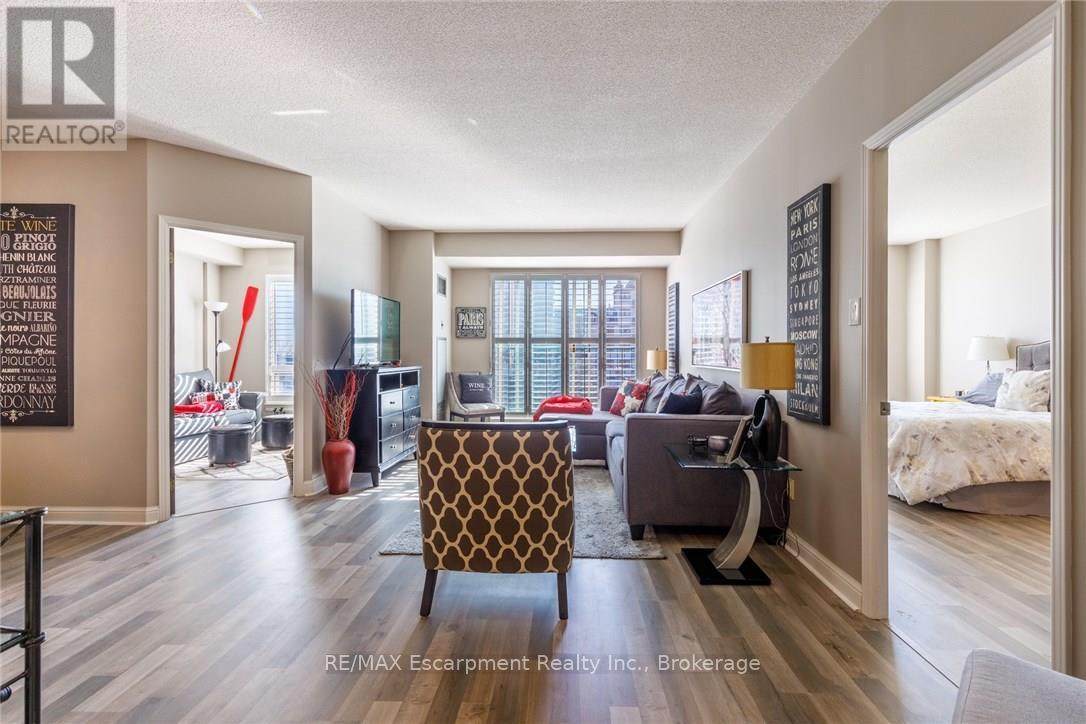 408 - 430 PEARL STREET