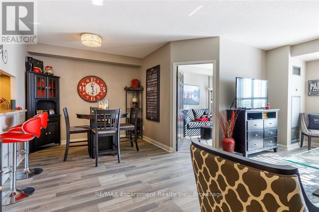 408 - 430 PEARL STREET