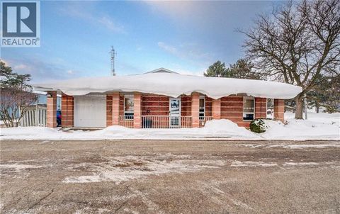 30 RIDGEWAY Circle Woodstock ON N4V1C9