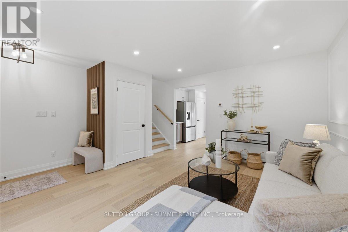 60 NETHERCOTT DRIVE