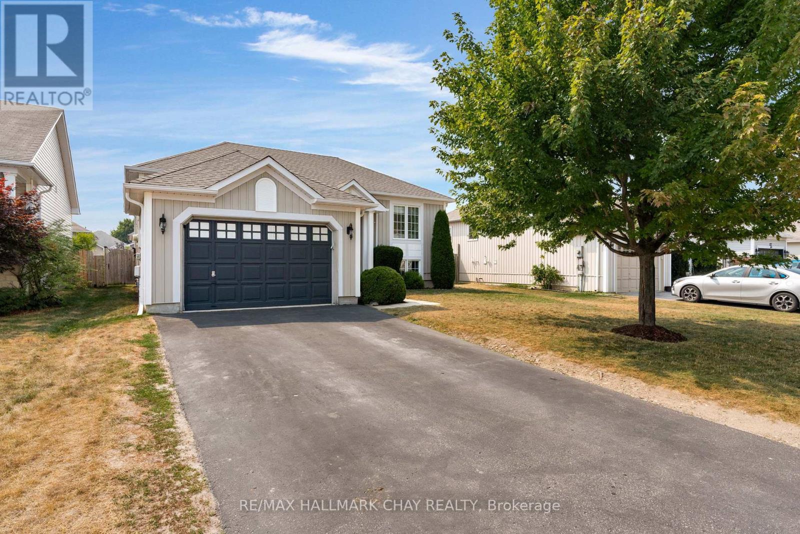 204 FOREST CRESCENT