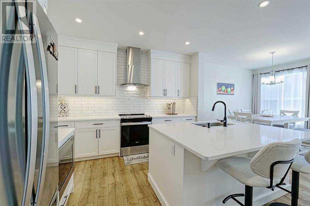 25 Belmont Green SW