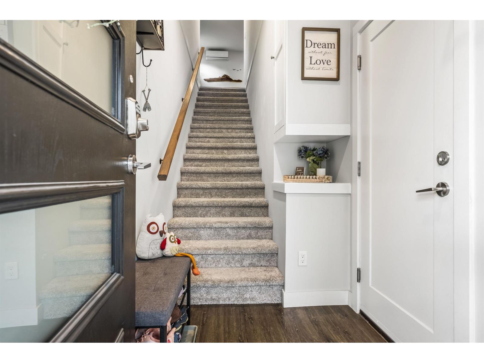26 520 HOT SPRINGS ROAD|Harrison Hot Springs
