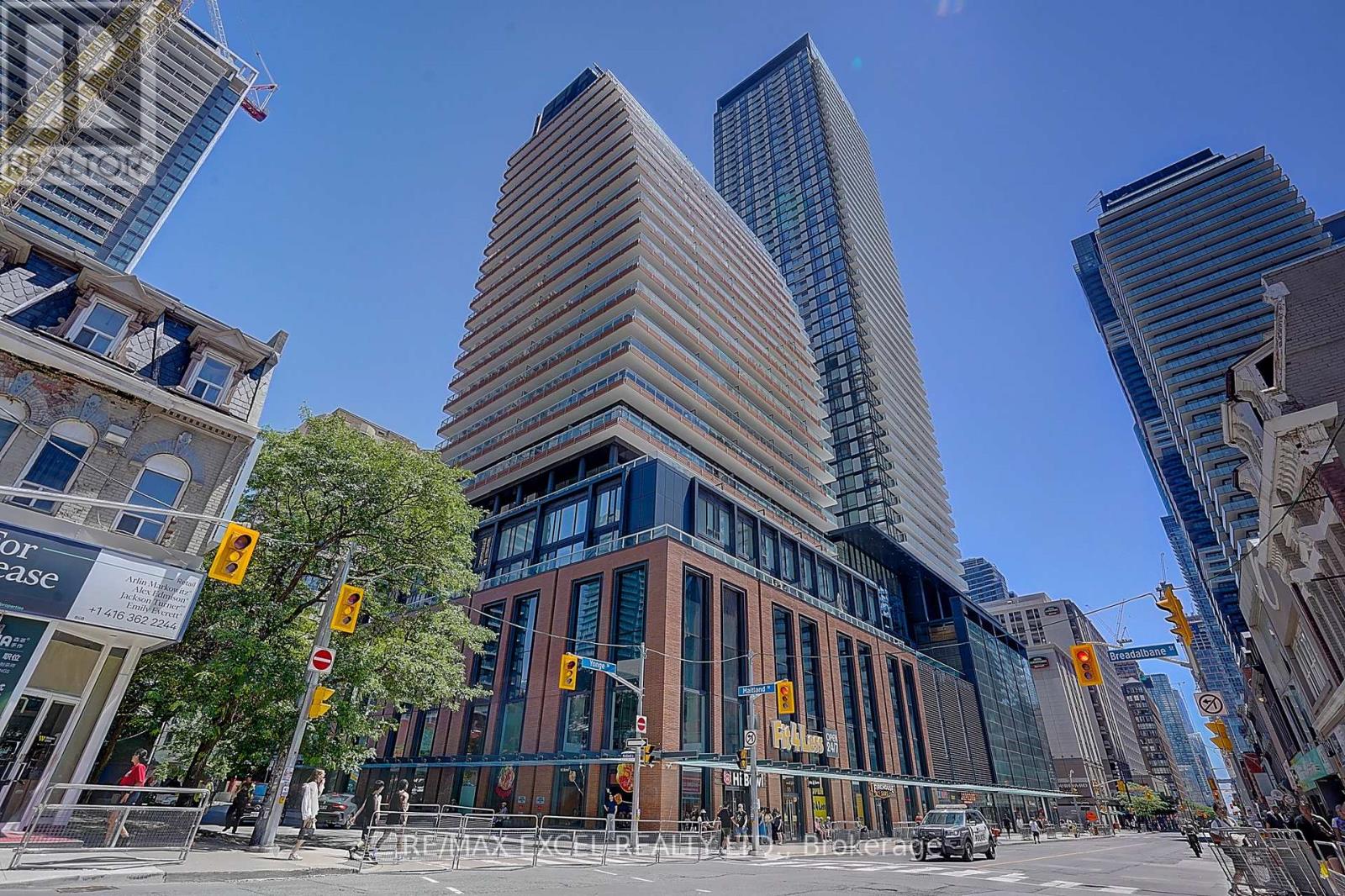 3509 - 501 YONGE STREET
