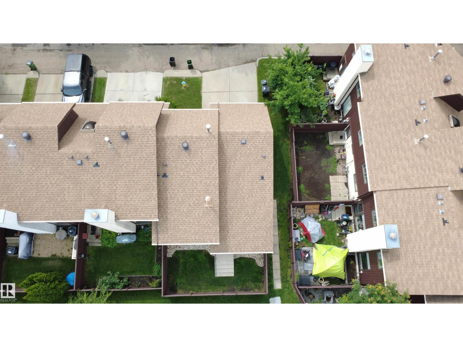 744 SADDLEBACK RD NW